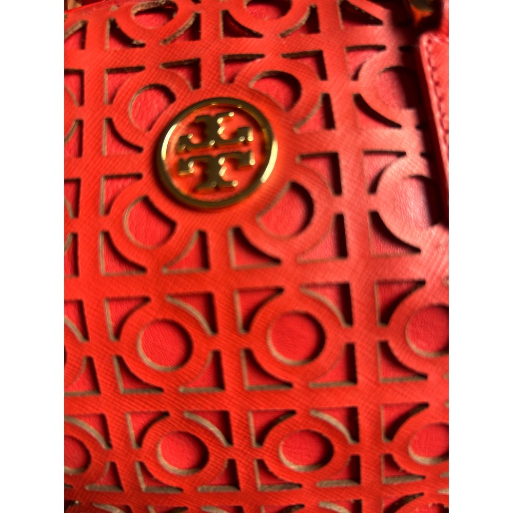 Tory Burch Kelsey Middy Laser Cut Saffiano Satchel Red - Picture 4 of 6